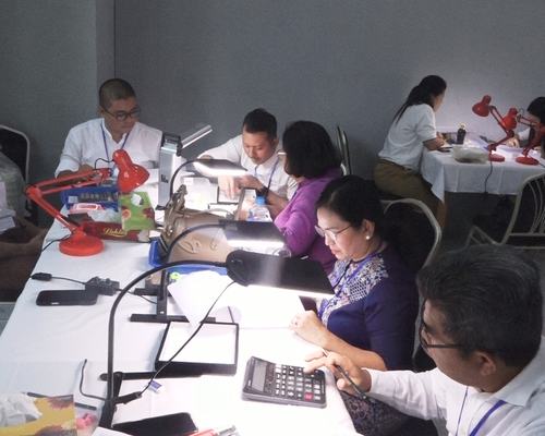 (၆၁) ကြိမ်မြောက် မြန်မာ့ကျောက်မျက်ရတနာပြပွဲ စတုတ္ထနေ့ ဆက်လက်ကျင်းပ၊ ပုလဲအတွဲပေါင်း၂၂၈ တွဲ ရောင်းချနိုင်ခဲ့
