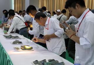 (၆၁)ကြိမ်မြောက် မြန်မာ့ကျောက်မျက်ရတနာပြပွဲ ပဉ္စမနေ့တွင် ကျောက်မျက်အတွဲ ၇၀ ရောင်းချနိုင်ခဲ့