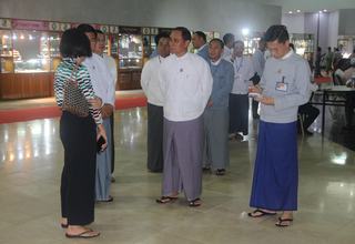 (၆၁) ကြိမ်မြောက် မြန်မာ့ကျောက်မျက်ရတနာပြပွဲ အဋ္ဌမနေ့တွင် ကျောက်စိမ်းအတွဲ ၄၁၂ တွဲ ရောင်းချနိုင်ခဲ့