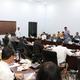 ပြည်ထောင်စုဝန်ကြီး ဦးဆန်းဦး
မြန်မာ့ကျောက်မျက်ရတနာပြပွဲ ဗဟိုကော်မတီအစည်းအဝေး တက်ရောက်